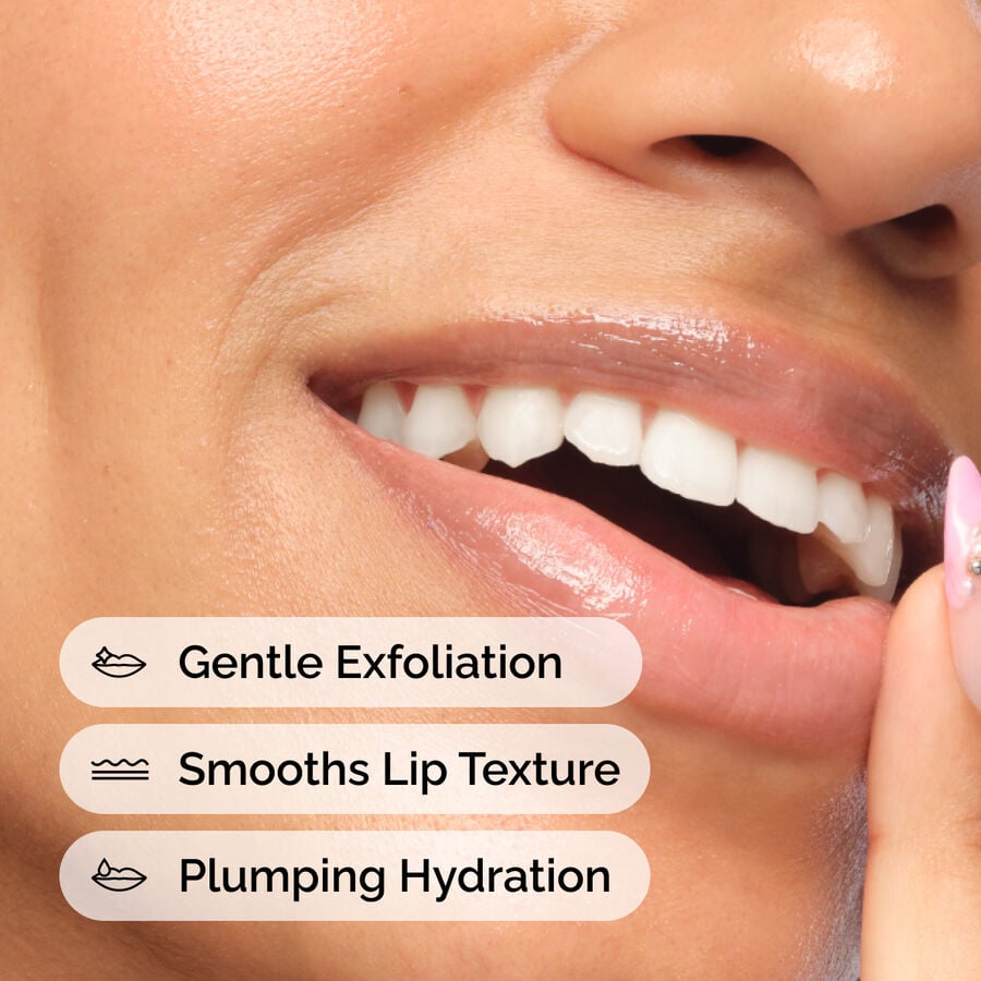 pha-5-exfoliating-lip-serum-x0 ord-pha-5pct-lip-exfoliating-serum-model-application.jpg